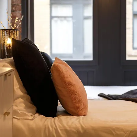 Appartement Beautiful 2 Bed With Balcony *