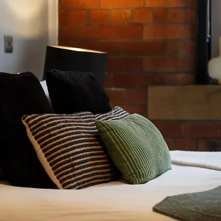 Apartman Beautiful 2 Bed With Balcony