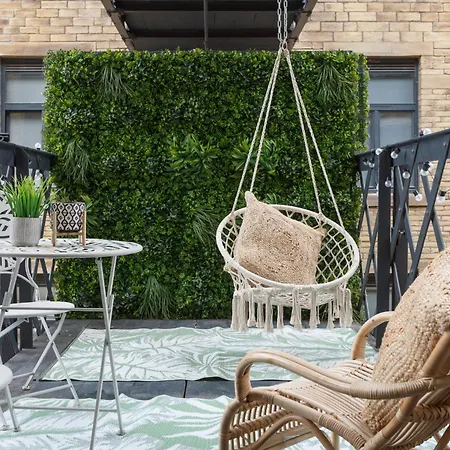 Apartman Beautiful 2 Bed With Balcony *